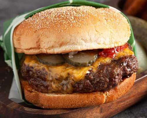 classic cheeseburger